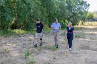 Gen Kitchen MP visiting Nene Wetlands